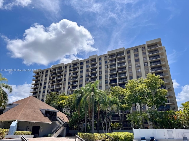 1470 NE 123rd St Unit A707, North Miami, FL 33161 - view of building exterior
