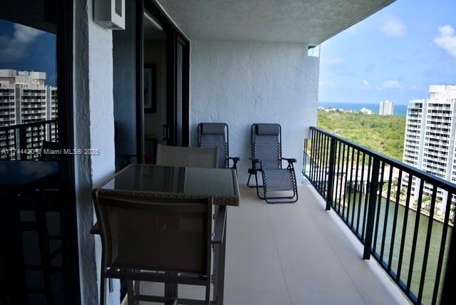 936 Intracoastal Dr Unit 20E, Fort Lauderdale, FL 33304 - balcony with a view of city