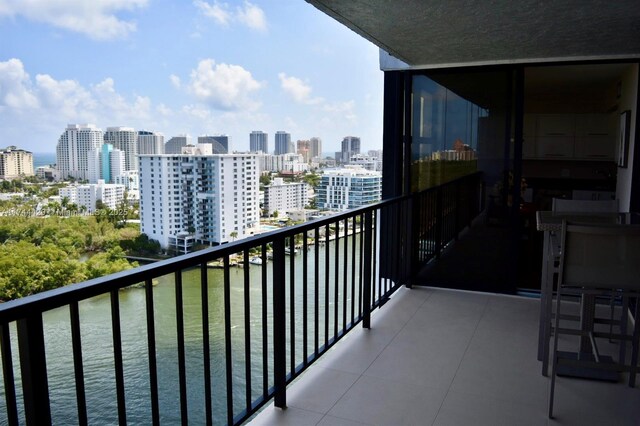 936 Intracoastal Dr Unit 20E, Fort Lauderdale, FL 33304 - balcony with a view of city