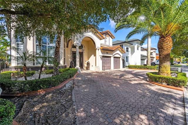 view of mediterranean / spanish-style house