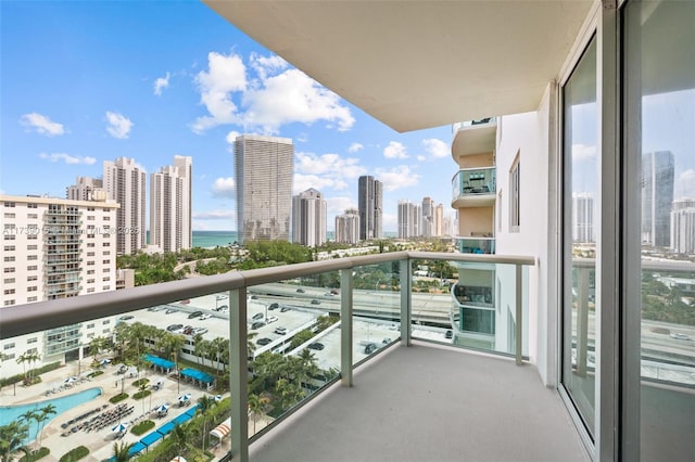 balcony featuring a city view