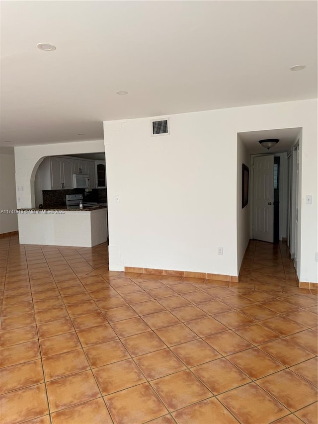 541 NE 199th Ln Unit 2X, Miami, FL 33179 - photo 10