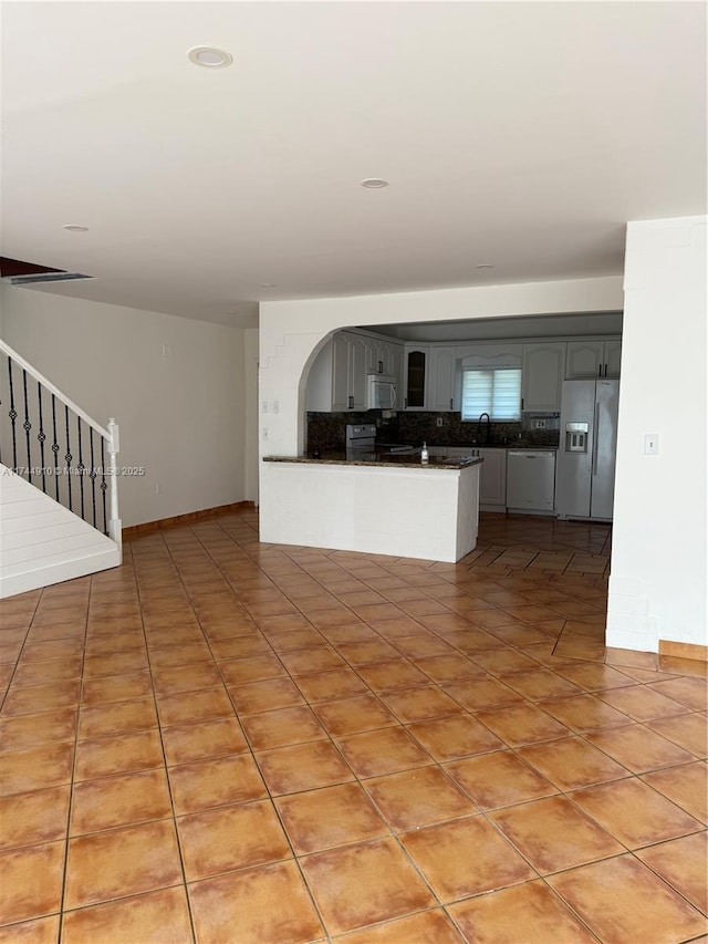 541 NE 199th Ln Unit 2X, Miami, FL 33179 - photo 12