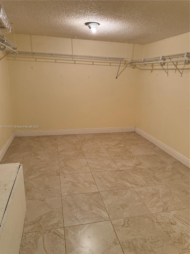 541 NE 199th Ln Unit 2X, Miami, FL 33179 - photo 41