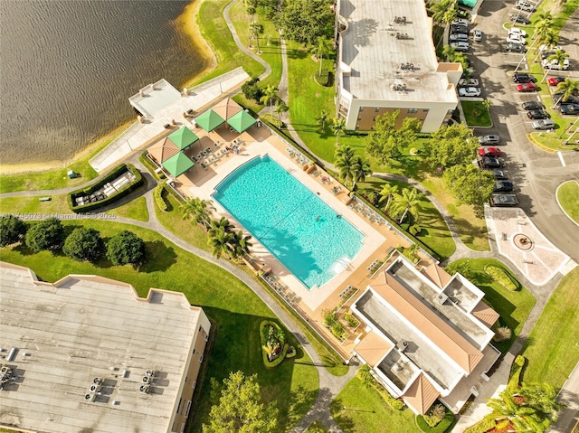 bird's eye view featuring a water view