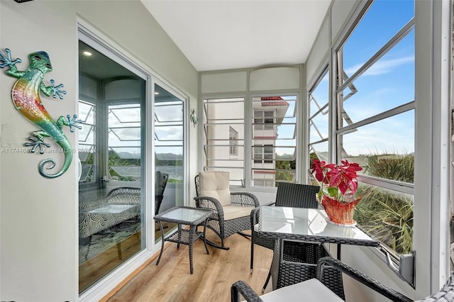 view of sunroom / solarium