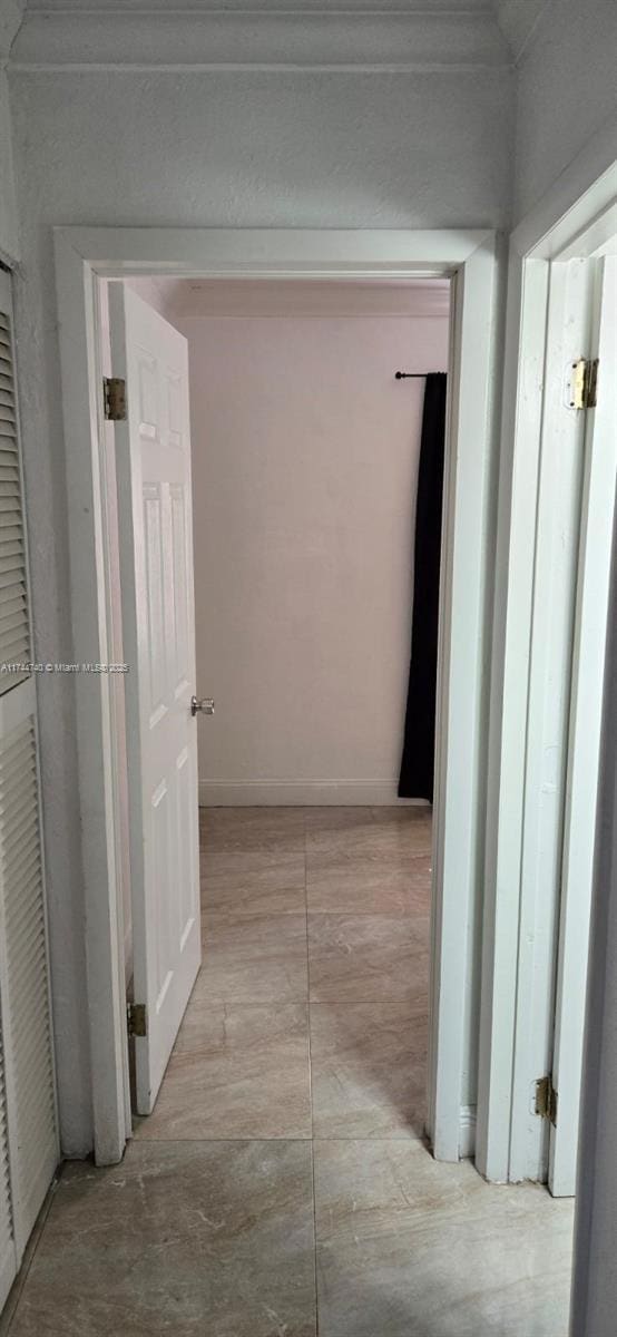 2770 NW 164th Ter, Miami Gardens, FL 33054 - view of hallway
