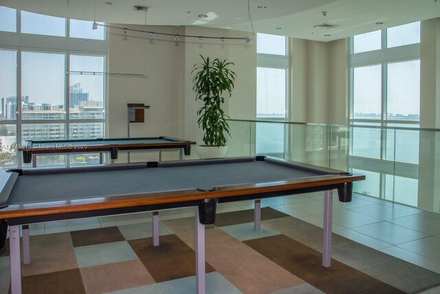 1900 N Bayshore Dr Unit 4007, Miami, FL 33132 - game room with a view of city, billiards, and visible vents