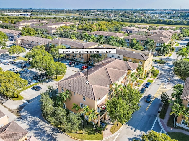 drone / aerial view featuring a residential view