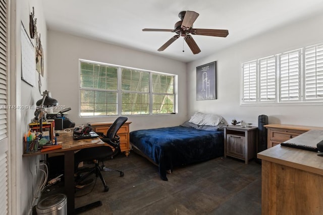 bedroom with a ceiling fan