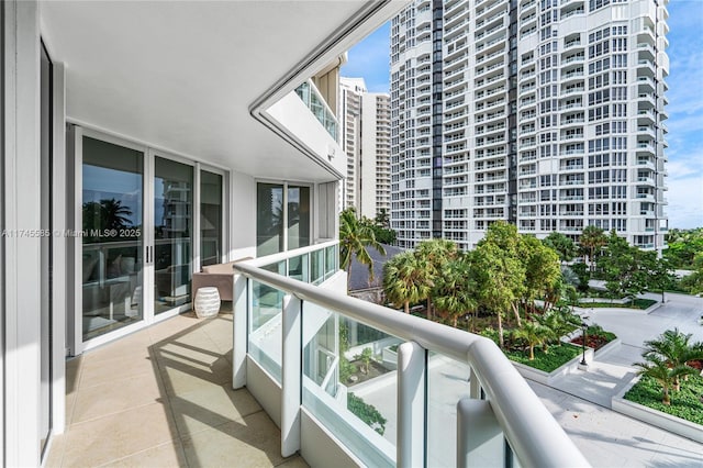 21055 Yacht Club Dr Unit 702, Aventura, FL 33180 - photo 28
