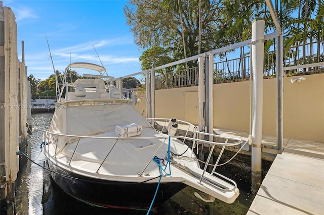 dock area featuring fence