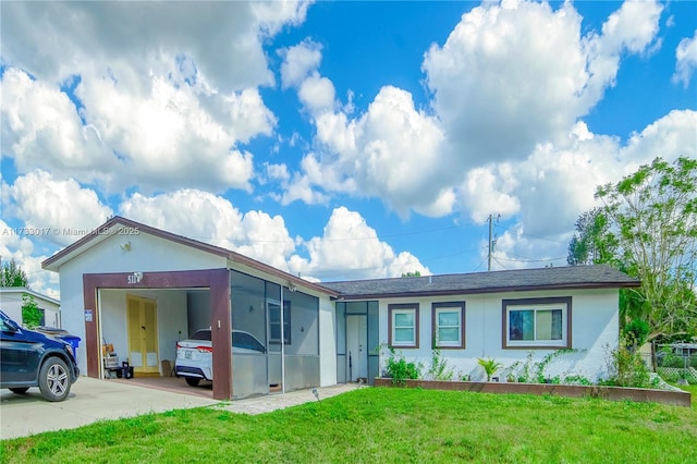 ranch-style home with a front yard