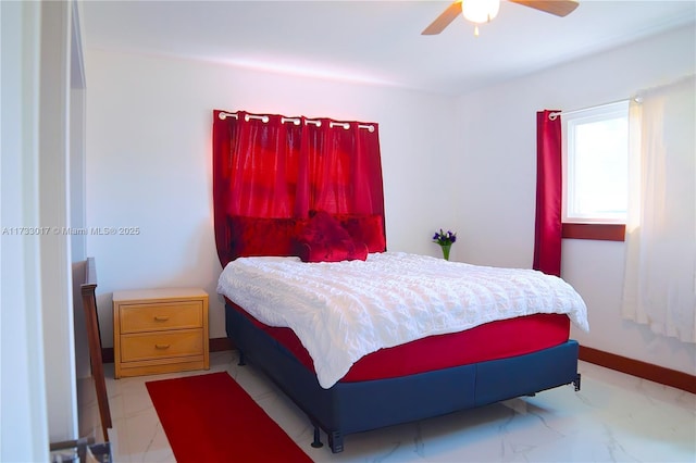 bedroom with ceiling fan