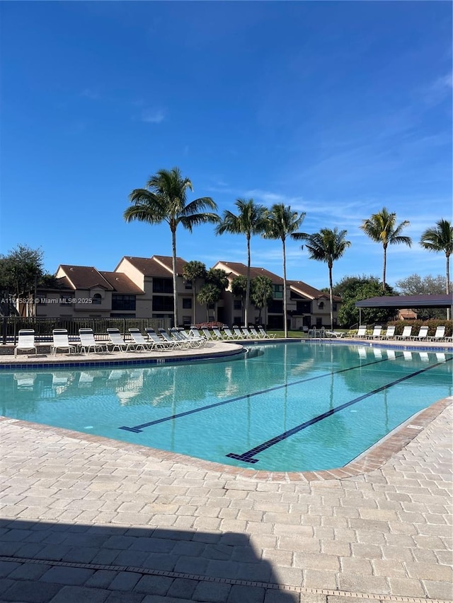 view of swimming pool