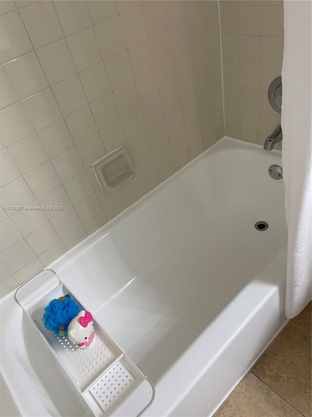 8290 Lake Dr Unit 223, Doral, FL 33166 - bathroom with tile patterned flooring