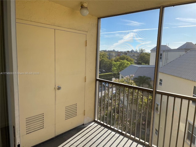 8225 Lake Dr Unit 502, Doral, FL 33166 - view of balcony