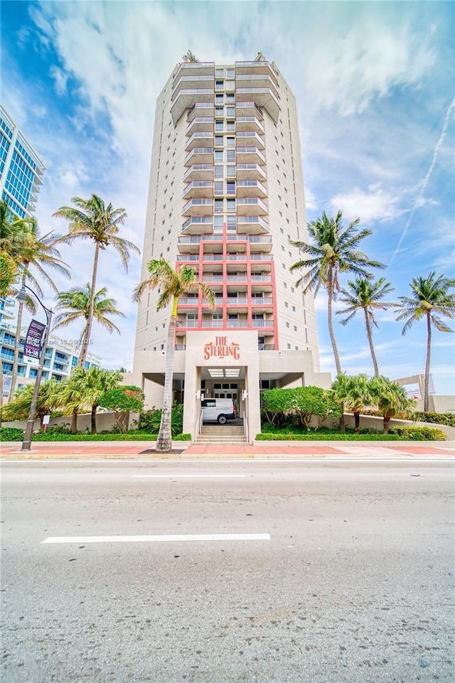 6767 Collins Ave Unit 1706, Miami Beach, FL 33141 - photo 32