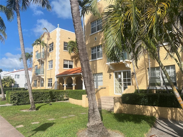 view of building exterior