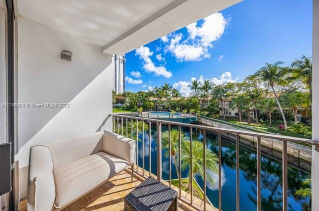 10655 NE Quaybridge Ct Unit C3, Miami, FL 33138 - balcony with a water view