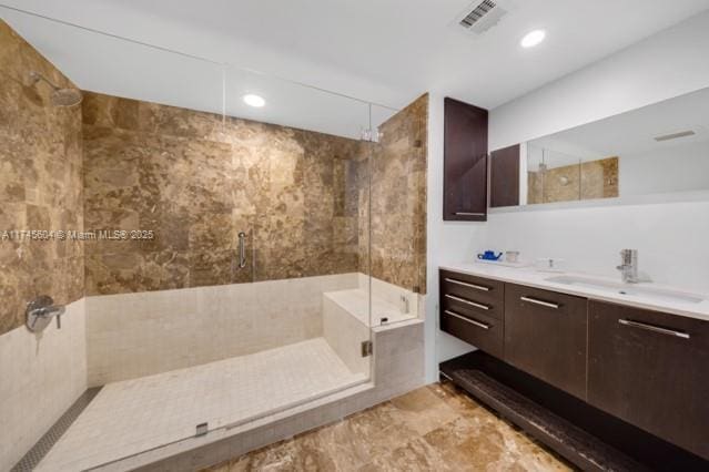 10655 NE Quaybridge Ct Unit C3, Miami, FL 33138 - full bath featuring a tile shower, vanity, and recessed lighting