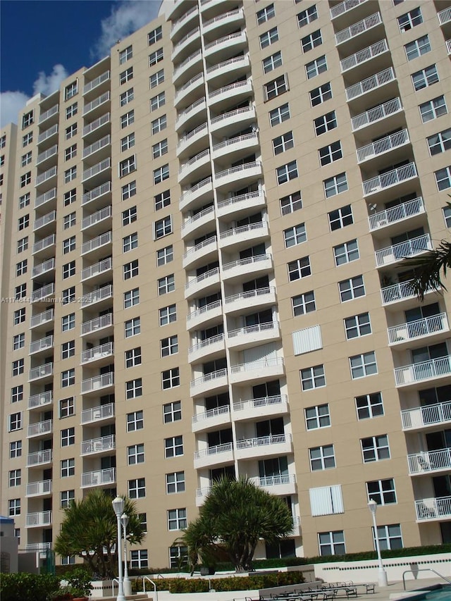770 Claughton Island Dr Unit 1708, Miami, FL 33131 - view of building exterior