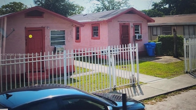 Listing photo 3 for 7801 NW 2nd Ct, Miami FL 33150