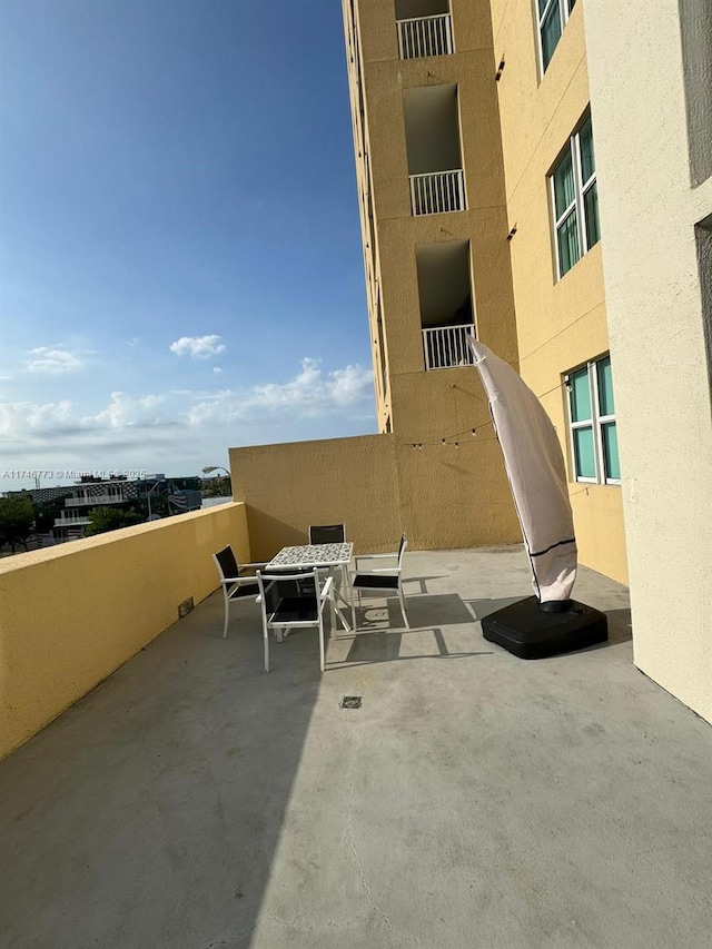 117 NW 42nd Ave Unit 507, Miami, FL 33126 - view of patio