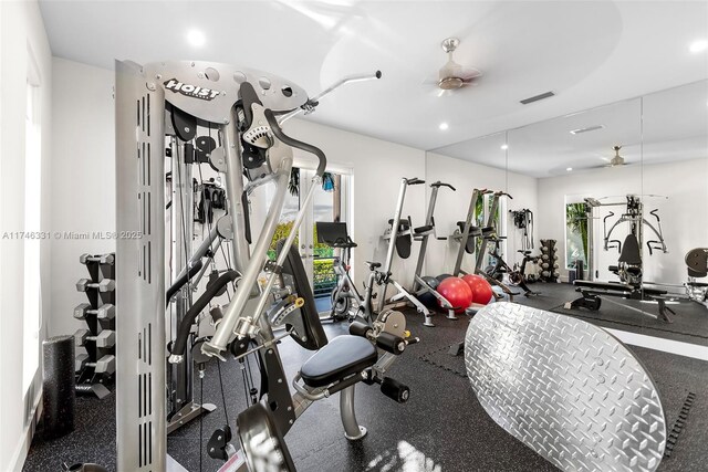 350 Desoto St, Hollywood, FL 33019 - workout area with ceiling fan