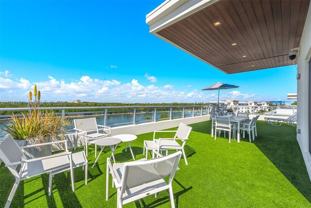 350 Desoto St, Hollywood, FL 33019 - exterior space with a water view