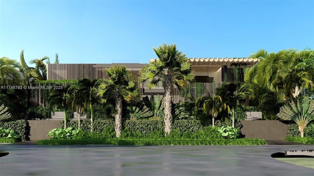 228302 W Dilido Dr, Miami Beach, FL 33139 - view of building exterior