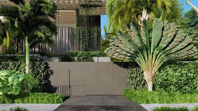 228302 W Dilido Dr, Miami Beach, FL 33139 - exterior space
