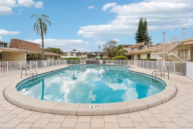 view of swimming pool