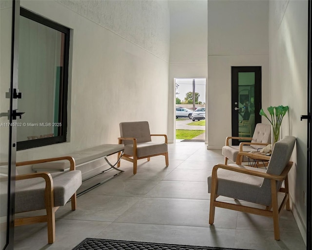 view of patio / terrace with covered porch