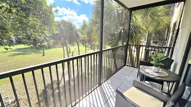 view of sunroom / solarium