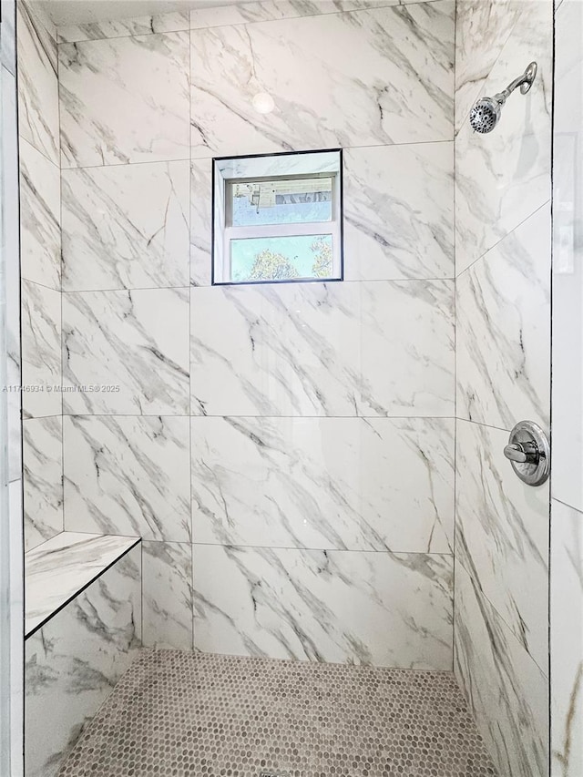 312 SE Via Sangro Prt, St Lucie, FL 34952 - bathroom with tiled shower