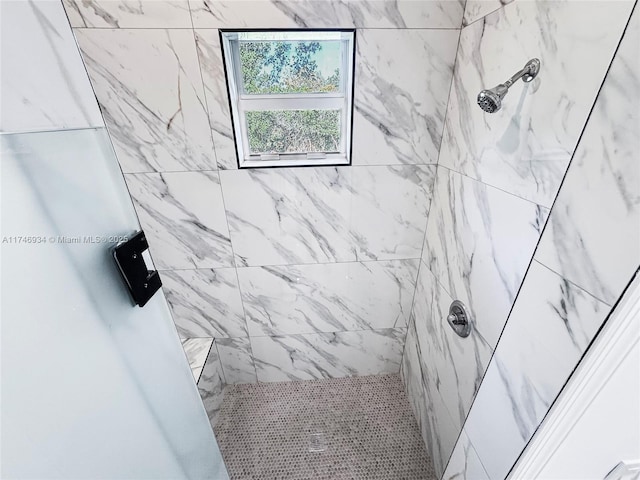312 SE Via Sangro Prt, St Lucie, FL 34952 - full bath featuring tiled shower