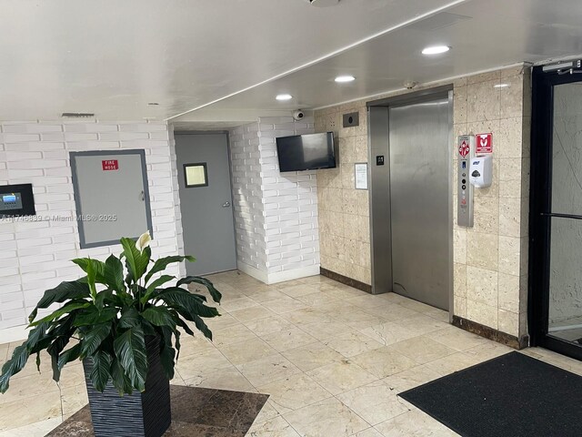 17011 N Bay Rd Unit 507, Sunny Isles Beach, FL 33160 - lobby featuring recessed lighting