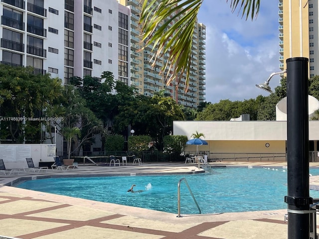 17011 N Bay Rd Unit 507, Sunny Isles Beach, FL 33160 - community pool with a patio area