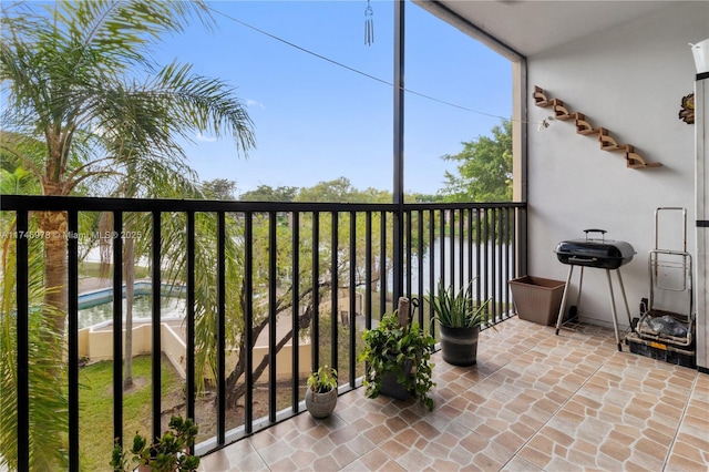 balcony with a grill