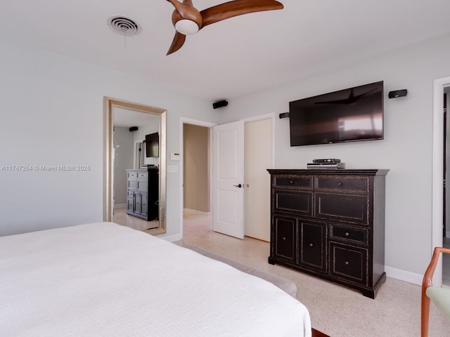 bedroom featuring ceiling fan