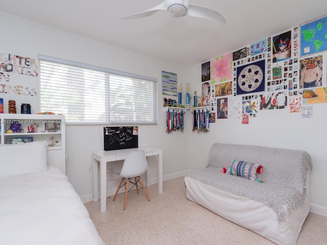 bedroom with ceiling fan