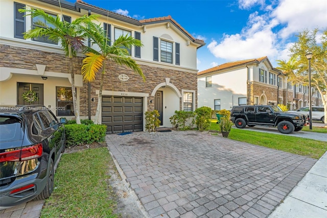 view of front of house featuring a garage