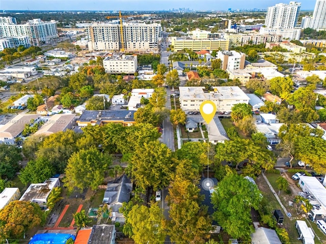 bird's eye view with a view of city