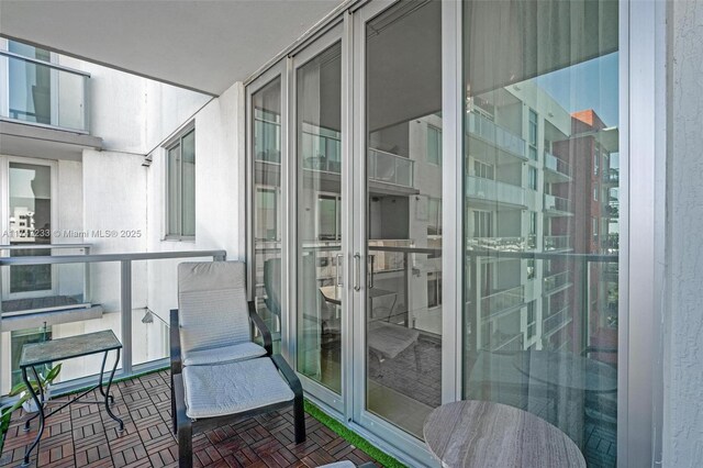 7825 NW 107th Ave Unit 618, Doral, FL 33178 - view of balcony