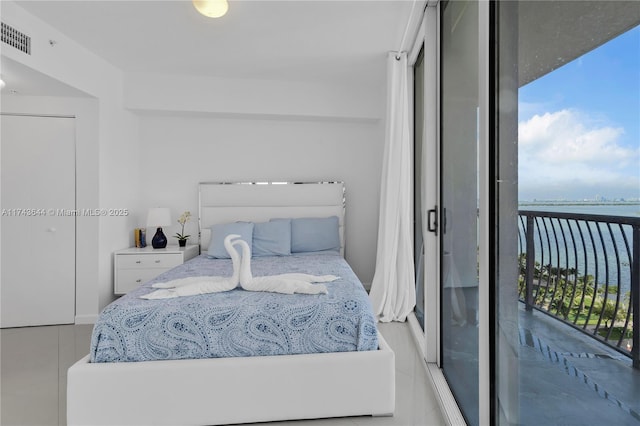 1750 N Bayshore Dr Unit 1602, Miami, FL 33132 - bedroom with a water view