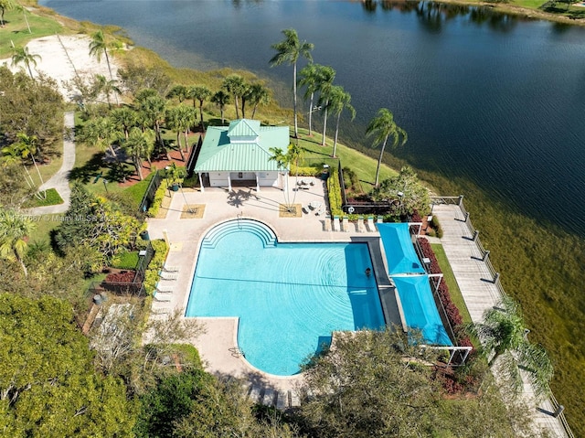 bird's eye view with a water view