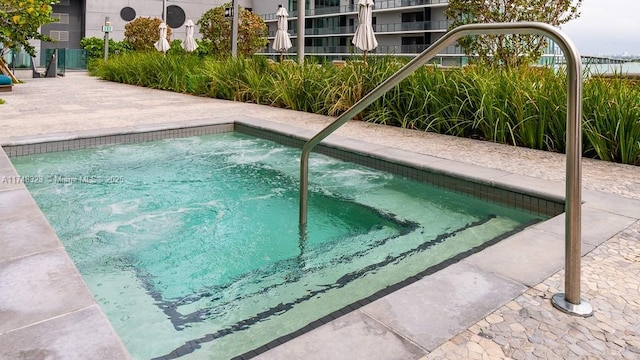 650 NE 32nd St Unit 2105, Miami, FL 33137 - view of pool featuring a pool