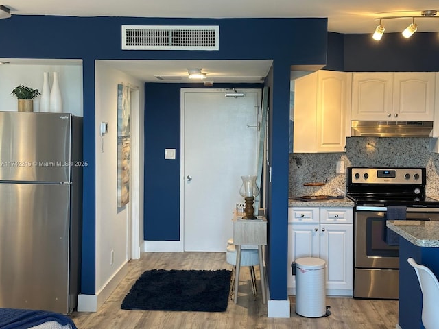 5401 Collins Ave Unit 922, Miami Beach, FL 33140 - photo 9