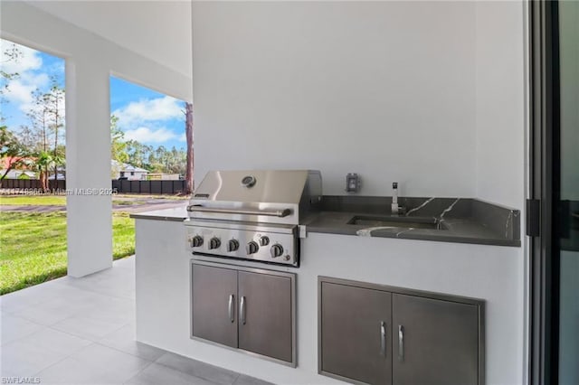 view of patio / terrace with a grill and exterior kitchen